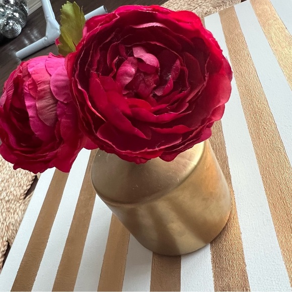 Small vase/flower arrangement - Picture 5 of 5